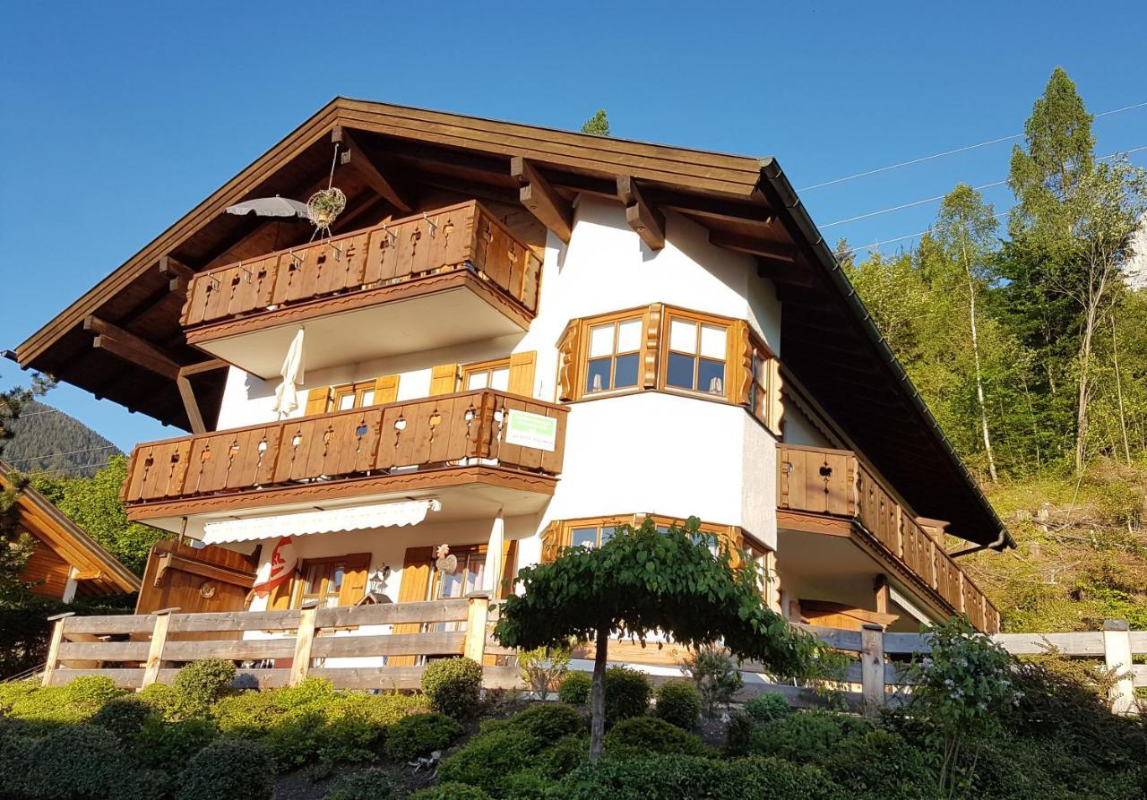 Ferienwohnungen Romeo-Julio-Mittenwald Exteriör bild